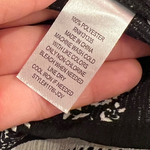 Black and White Patterned Women's Shorts - Picture 4 of 4